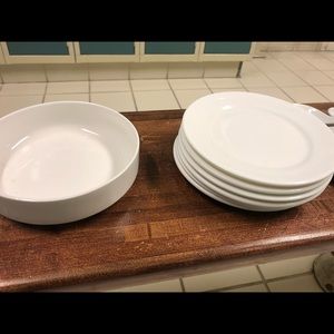 Dishes and other pieces Some items are porcelain